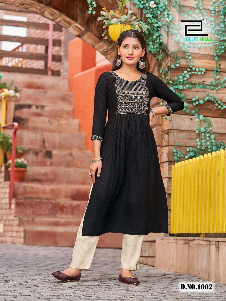 Latest Nayra Cut Kurti Design || New Stylist Cotton Naira Cut Kurti  Collection || Its Naaz || - YouTube